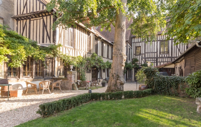 Quitter-Paris-Gite-de-France-Home-Saint-Jacques-1