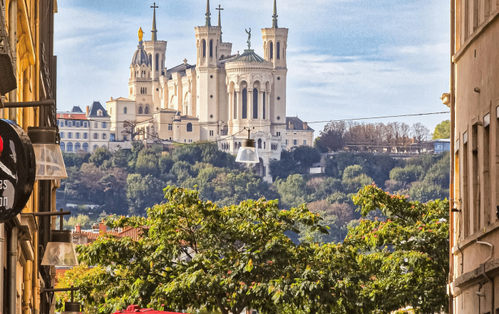 vue sur la basilique notre dame à Lyon