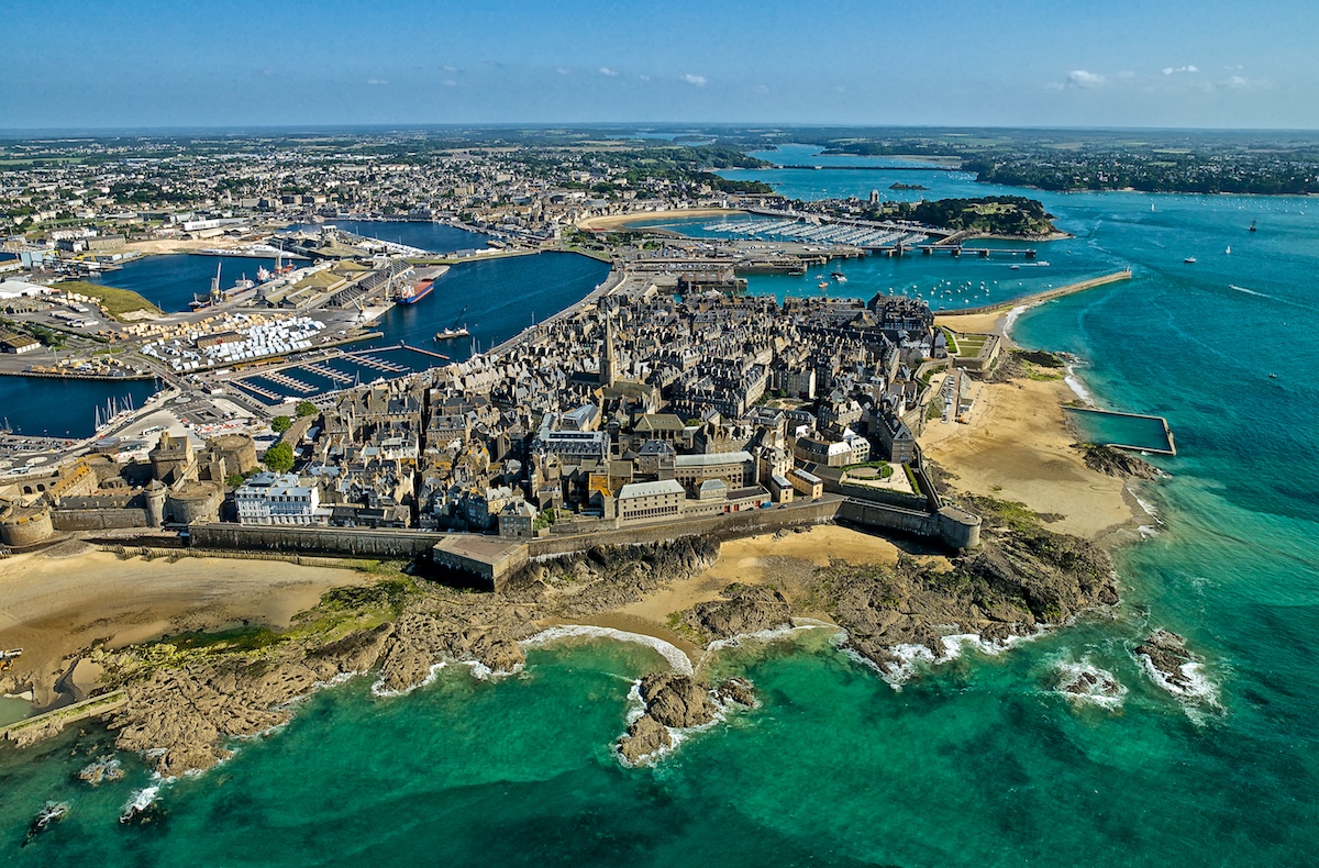Travailler A Saint Malo Secteurs D Activite Et Entreprises A Connaitre