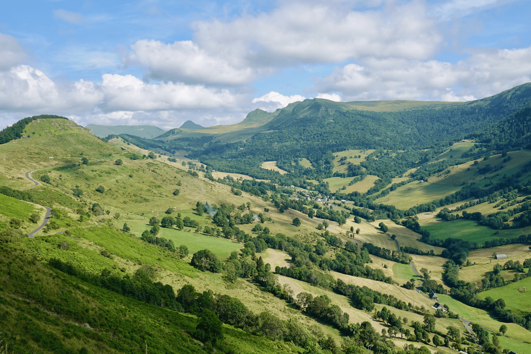 paysage dans le cantal