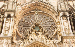Facade de la cathédrale de Reims, France