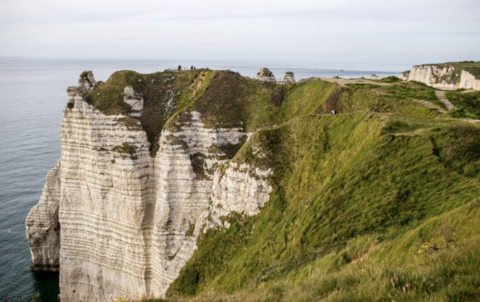 Vue aérienne des Falaises d'Étretat
