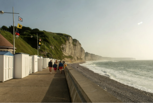 Promenade le long du littoral à Fécamp