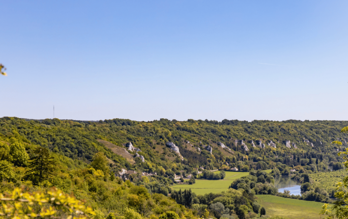 point de vue : La Roche Guyon et ses falaises dans le Val d'Oise en Ile-de-France