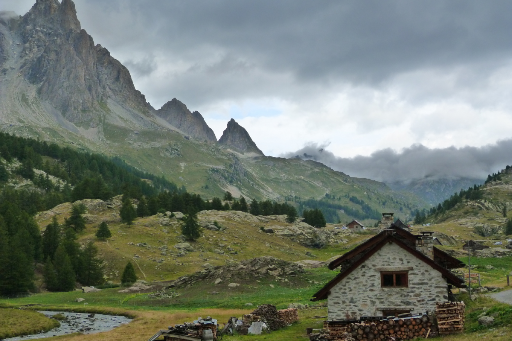 village de Névache dans la vallée de la Clarée